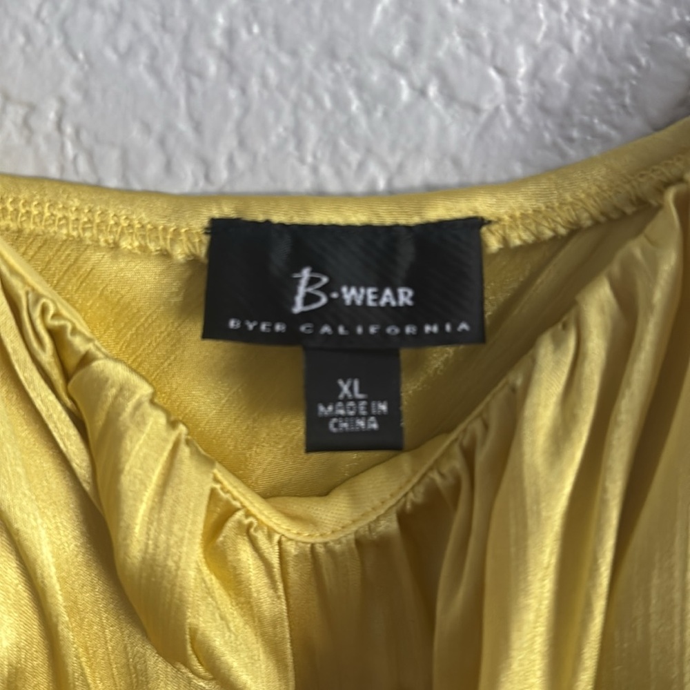 Bwear Yellow Ruched Fitted Tank Top XL - Picture 4 of 4
